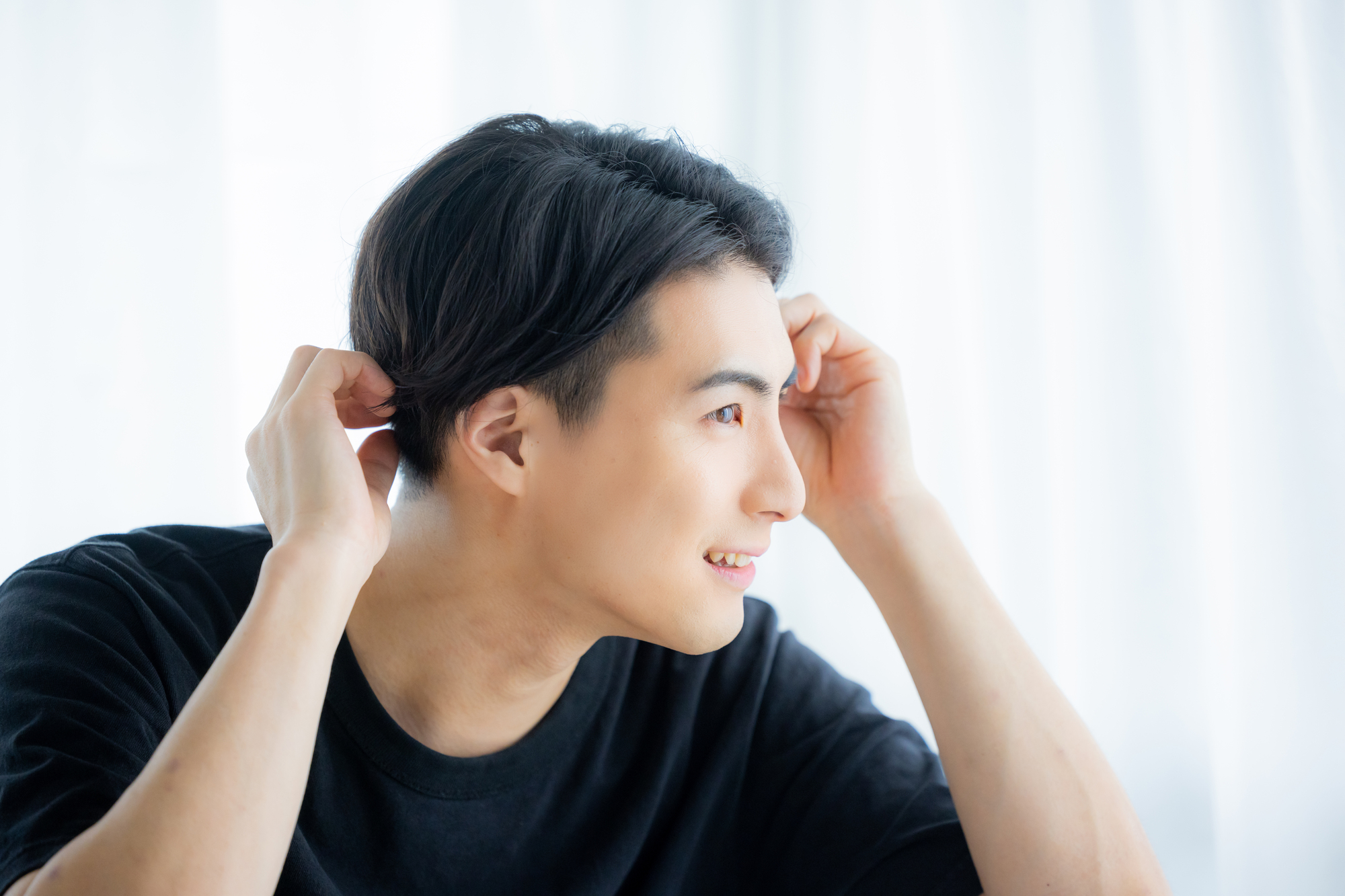 眉毛を整えない男性は要注意！モテる眉毛の特徴や整え方