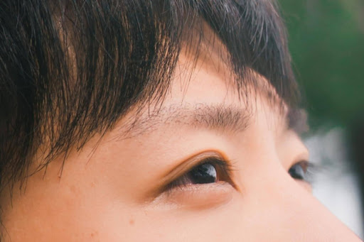 メンズ眉毛の形はどう決める？人気の種類や一重に似合う眉も解説